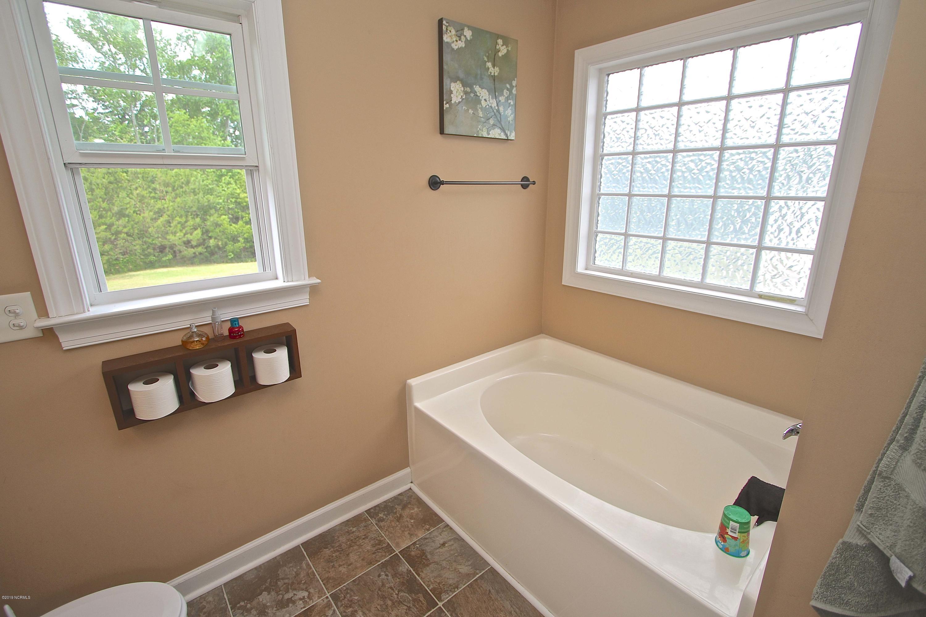 207 Bell Ridge Lane Hubert, NC 28539 - Photo 8 of 47 LJ7A6837