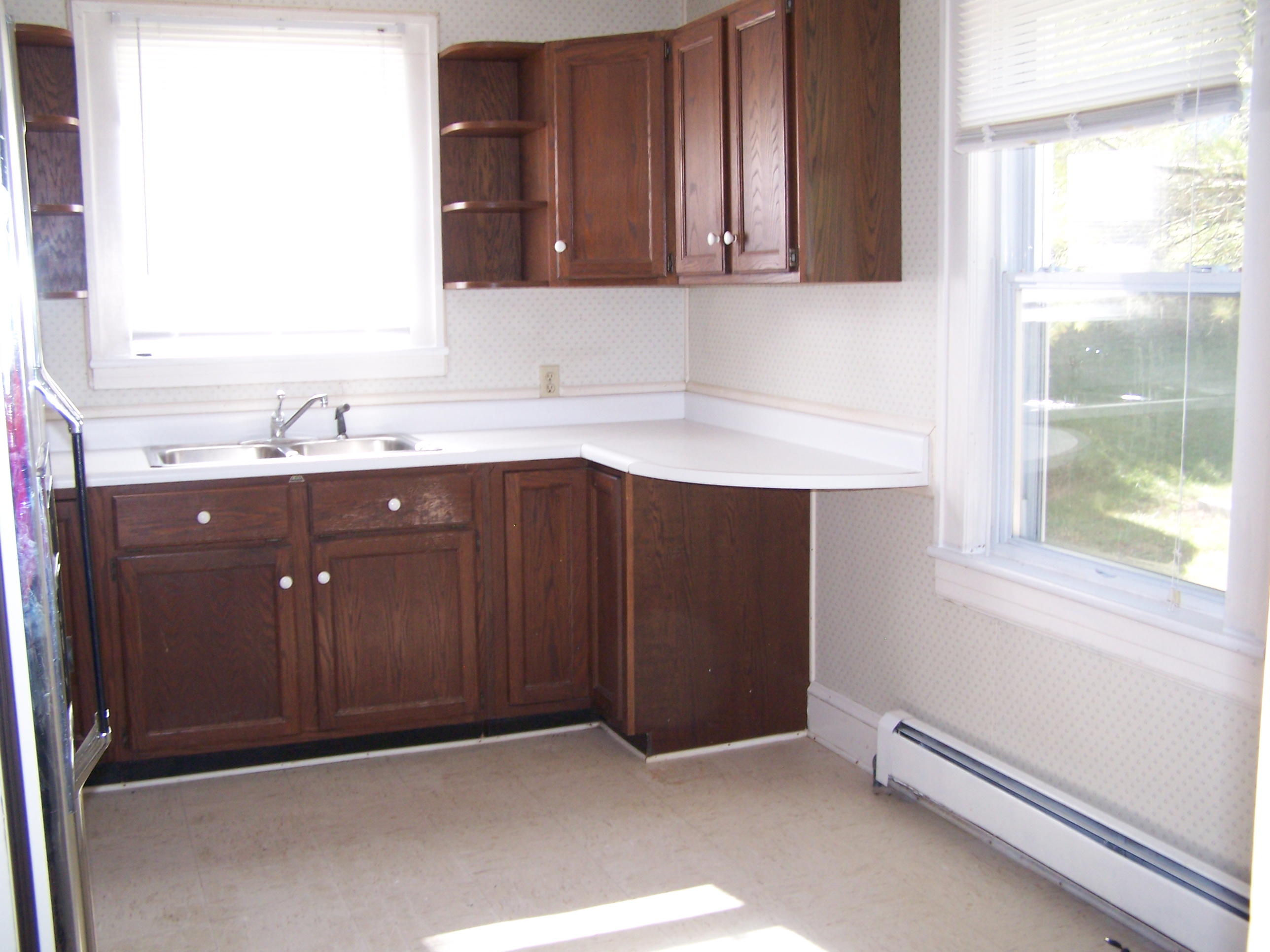 5575 Roanoke Road Fincastle, VA 24090 - Photo 7 of 29 Kitchen 2