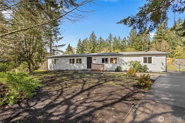 $425,000 | 6494 Glen Court Southeast, Lacey, WA 98503