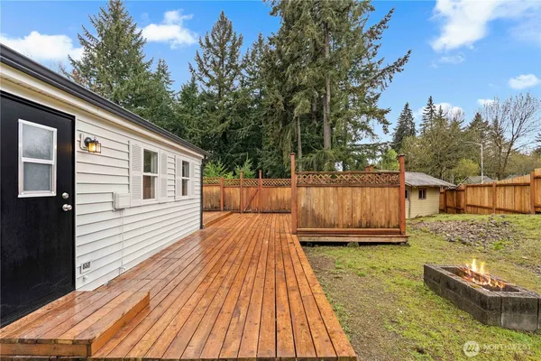 $425,000 | 6494 Glen Court Southeast, Lacey, WA 98503