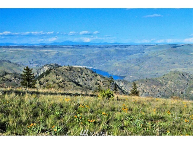 1250 Ridgecrest Drive, Unit 12 Chelan, WA 98816 - Photo 1 of 13 Gallery Image 1