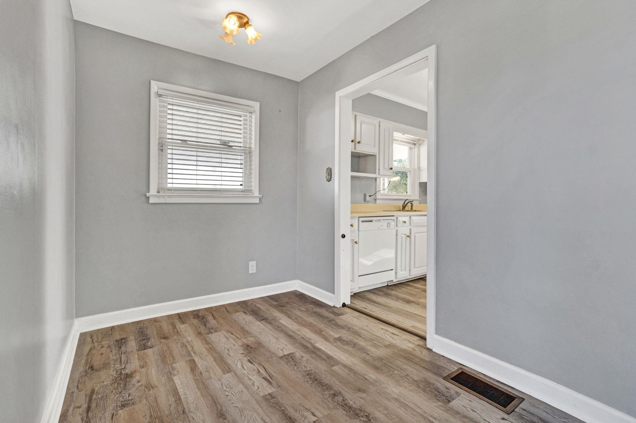 711 Spring Hill Avenue Spartanburg, SC 29303 - Photo 10 of 30