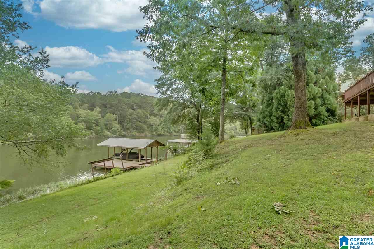 17194 Searcy Road Northport, AL 35475 - Photo 3 of 27
