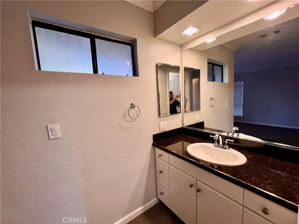 $2,950 | 25521 Indian Hill Lane, Unit C, Laguna Hills, CA 92653