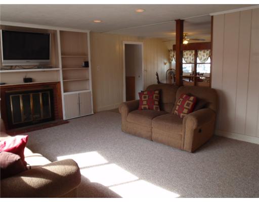 21 Hazelton Road Barrington, RI 02806 - Photo 4 of 7 Living Room.