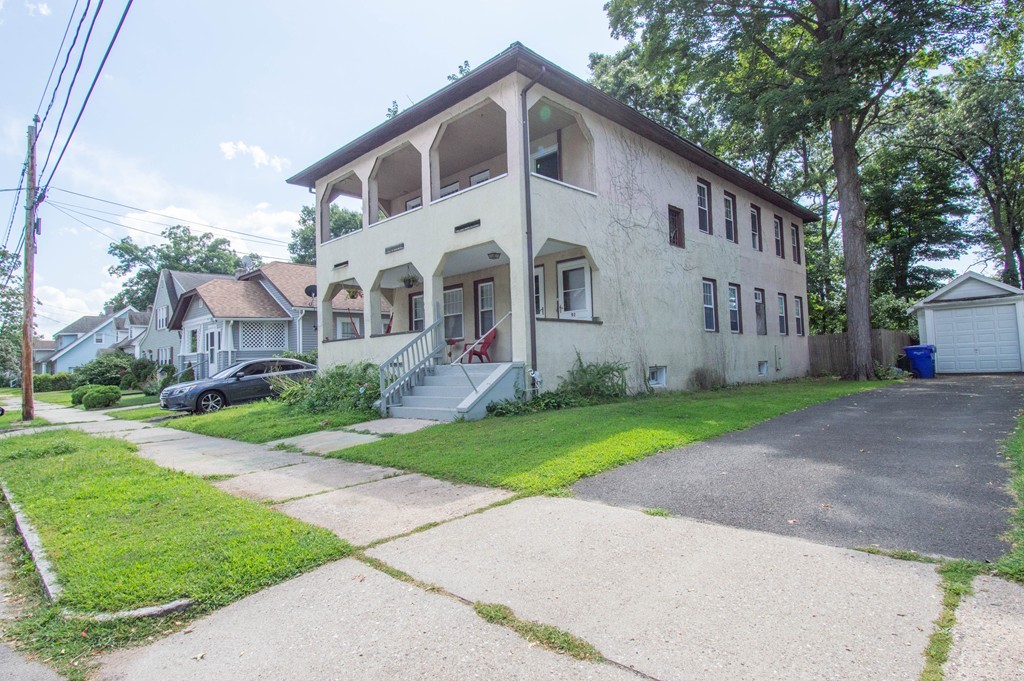 90-92 Marsden Street Springfield, MA 01109 - Photo 2 of 11 Gallery Image 2
