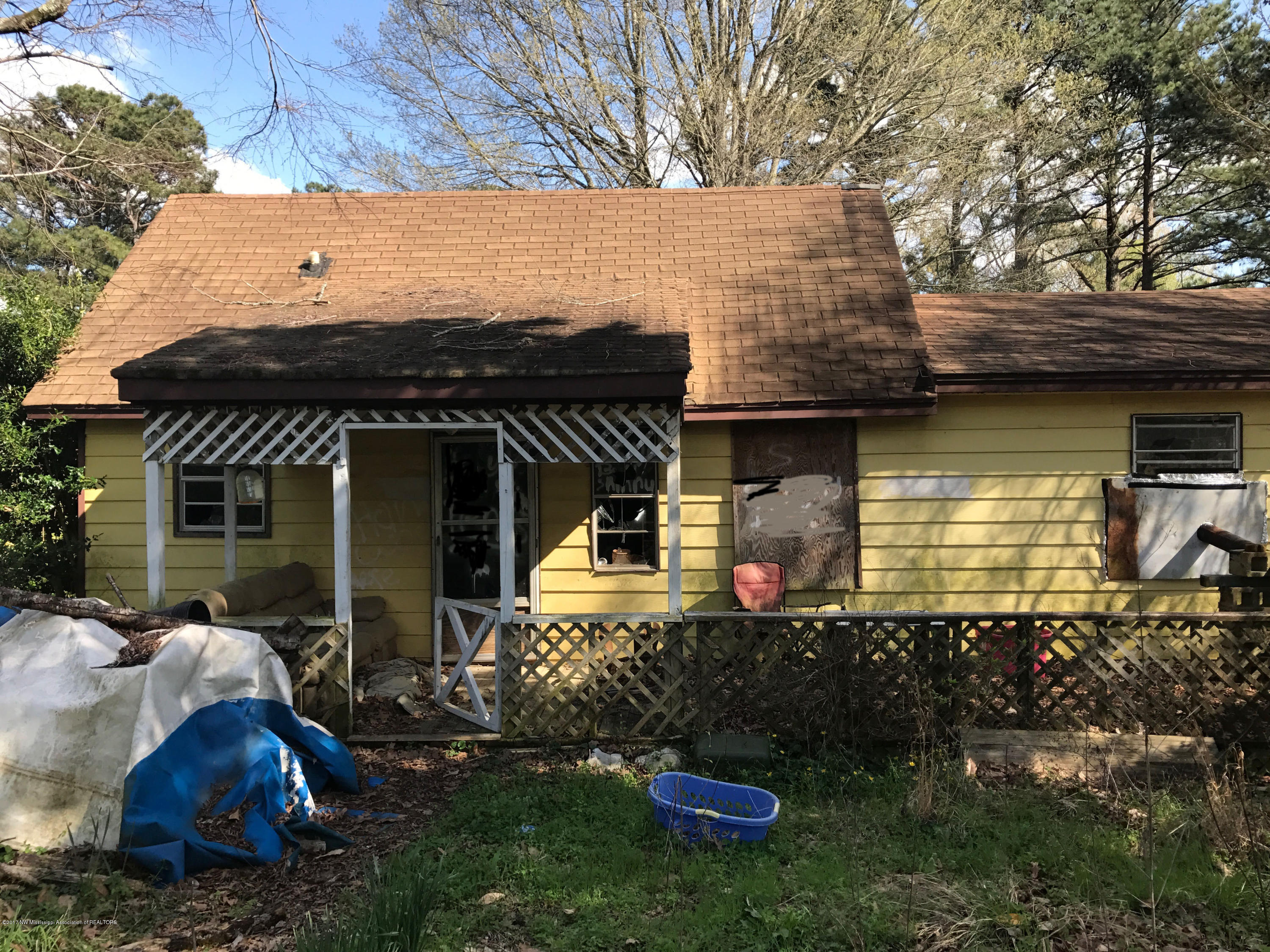 69 Cathy Road Byhalia, MS 38611 - Photo 1 of 1 69 cathy rd