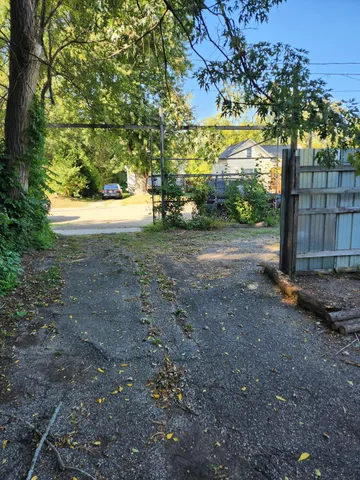 $34,500 | 116 East Hopkins Street, Kalamazoo, MI 49007