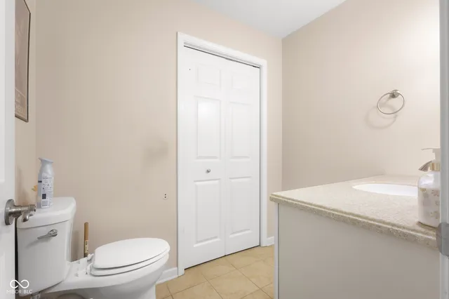 $387,400 | 1031 Parkside Drive, Columbus, IN 47203