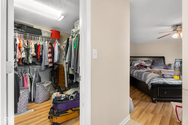 $387,400 | 1031 Parkside Drive, Columbus, IN 47203