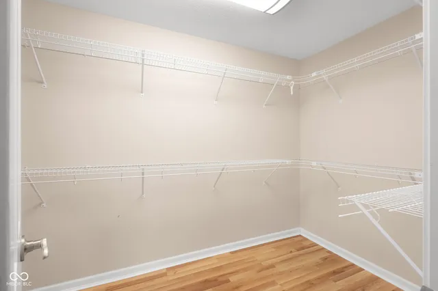 $387,400 | 1031 Parkside Drive, Columbus, IN 47203