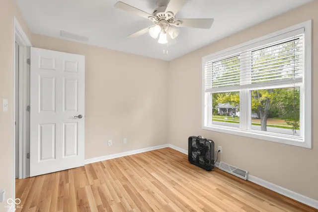 $387,400 | 1031 Parkside Drive, Columbus, IN 47203