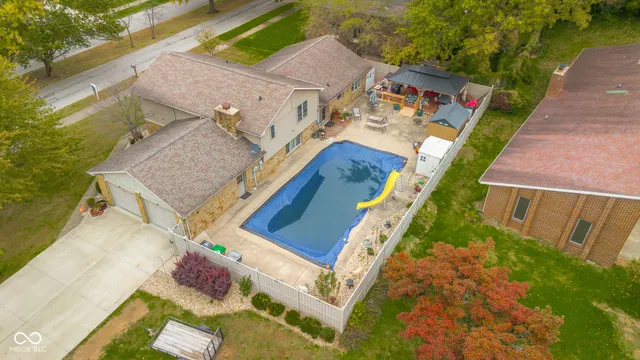 $387,400 | 1031 Parkside Drive, Columbus, IN 47203