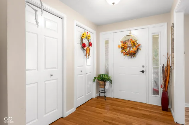 $387,400 | 1031 Parkside Drive, Columbus, IN 47203