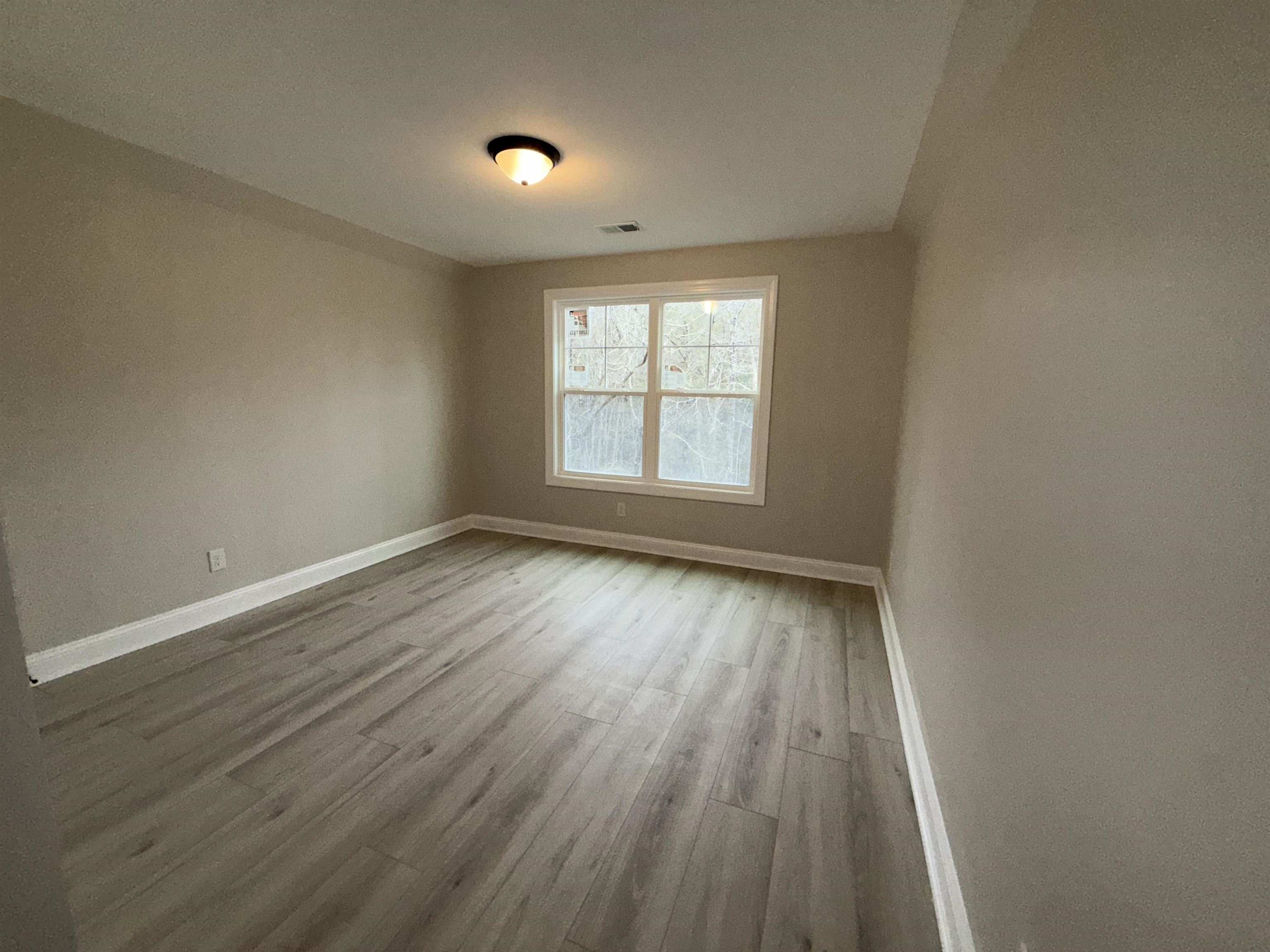 191 Carlisle Way Myrtle Beach, SC 29579 - Photo 32 of 40 Upstairs bedroom.