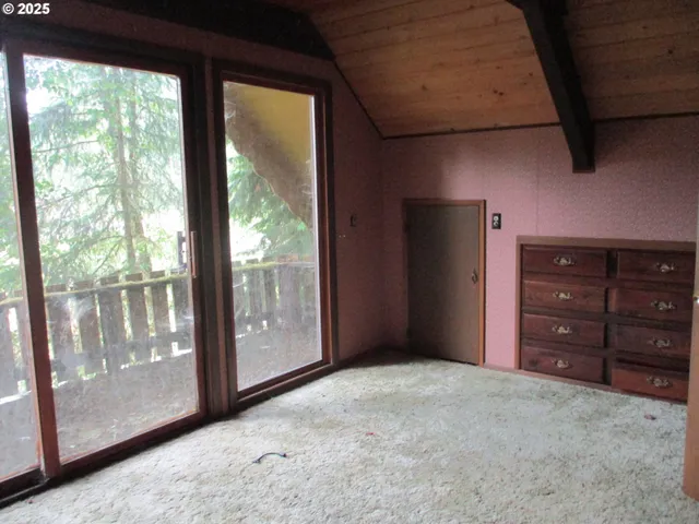 $287,250 | 71250 North Shore Drive, Birkenfeld, OR 97016