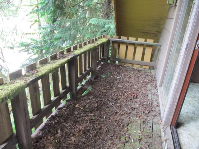 $287,250 | 71250 North Shore Drive, Birkenfeld, OR 97016