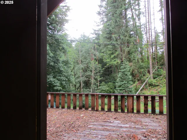 $287,250 | 71250 North Shore Drive, Birkenfeld, OR 97016