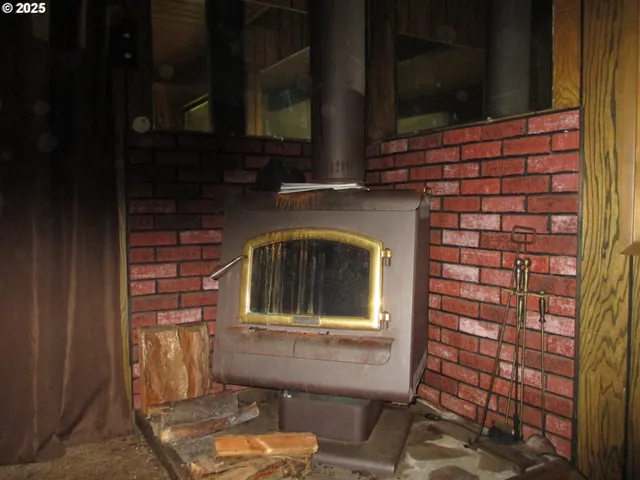 $287,250 | 71250 North Shore Drive, Birkenfeld, OR 97016