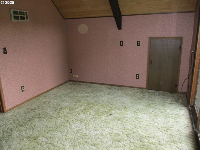 $287,250 | 71250 North Shore Drive, Birkenfeld, OR 97016