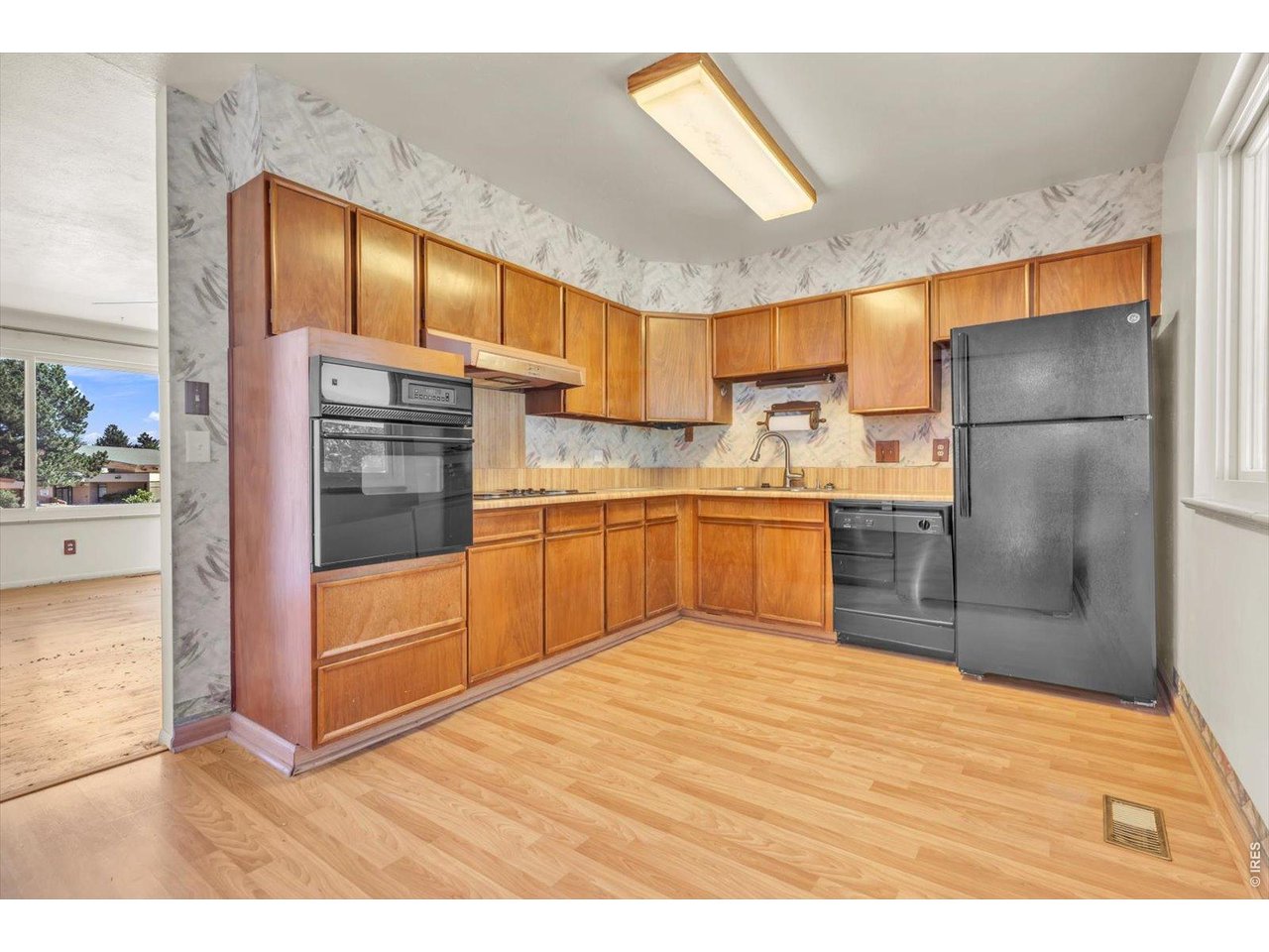 925 Yale Road Boulder, CO 80305 - Photo 8 of 34