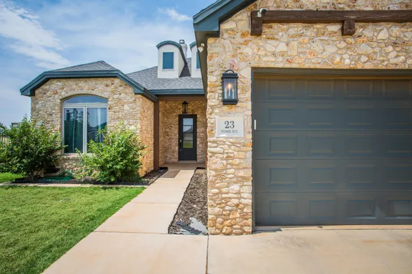 $2,500 | 23 Wilshire Boulevard, Lubbock, TX 79416