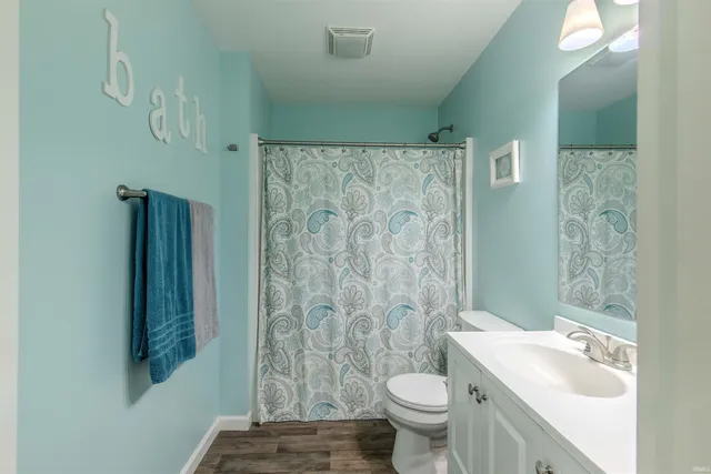 $425,000 | 7260 West 350 North, Shipshewana, IN 46565