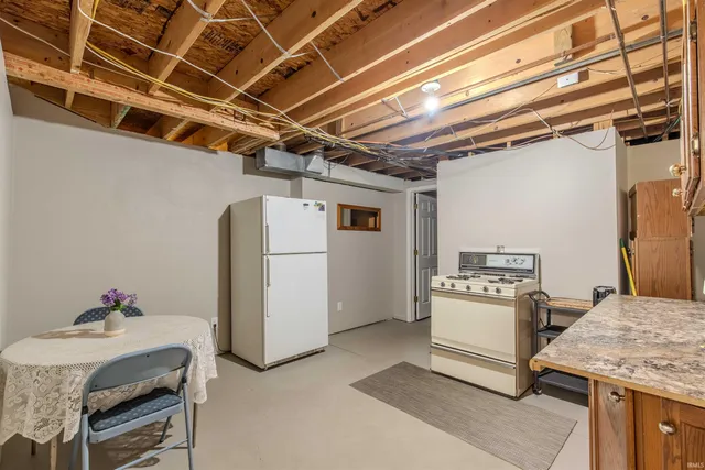 $425,000 | 7260 West 350 North, Shipshewana, IN 46565