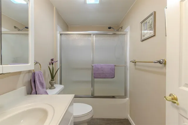 $425,000 | 7260 West 350 North, Shipshewana, IN 46565