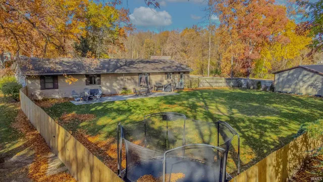 $425,000 | 7260 West 350 North, Shipshewana, IN 46565