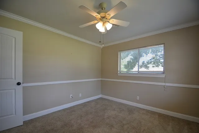 $460,000 | 416 Valley Drive, Kerrville, TX 78028