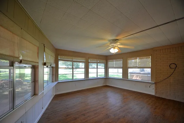 $460,000 | 416 Valley Drive, Kerrville, TX 78028