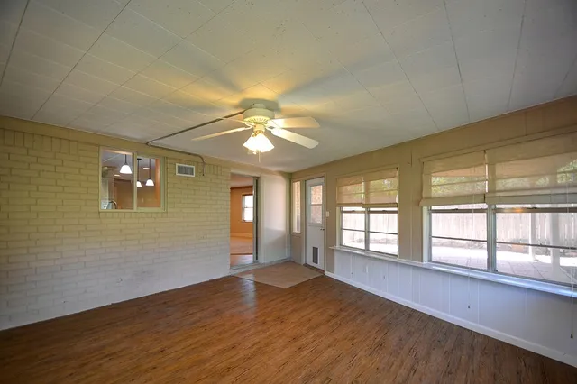 $460,000 | 416 Valley Drive, Kerrville, TX 78028