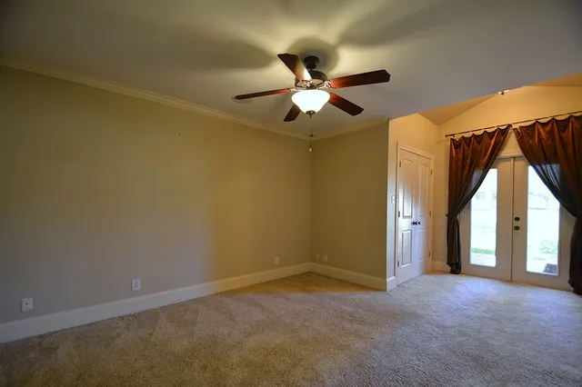 $460,000 | 416 Valley Drive, Kerrville, TX 78028