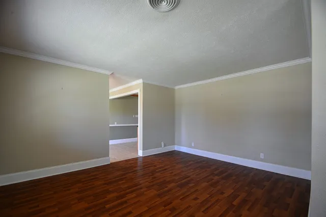 $460,000 | 416 Valley Drive, Kerrville, TX 78028