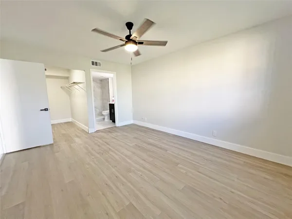 $2,500 | 9055 Wiles Road, Unit 208, Coral Springs, FL 33067