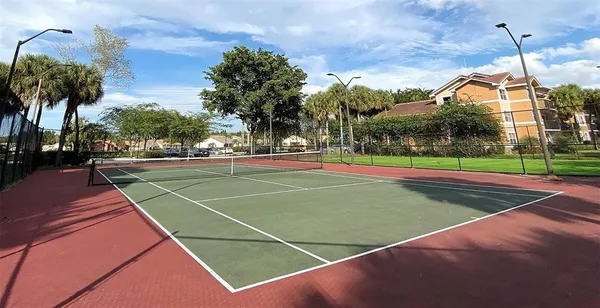 $2,500 | 9055 Wiles Road, Unit 208, Coral Springs, FL 33067