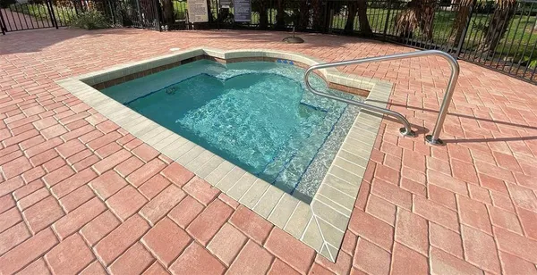 $2,500 | 9055 Wiles Road, Unit 208, Coral Springs, FL 33067