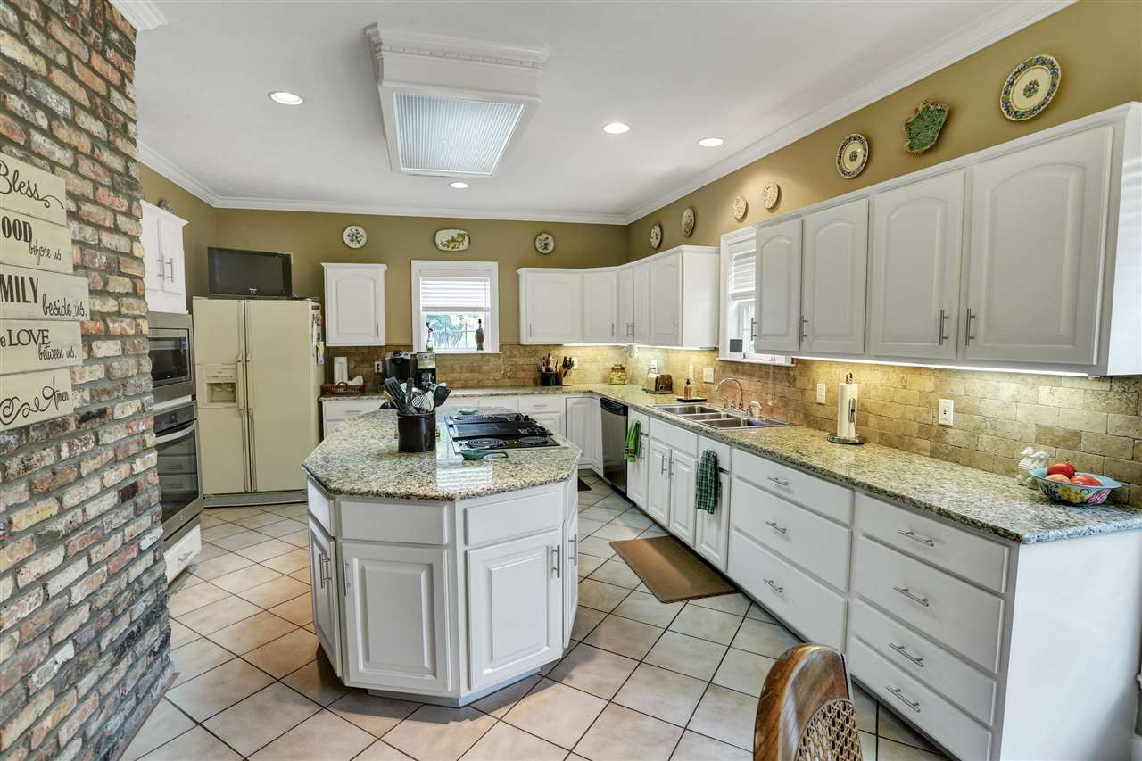 587 Shiloh Road Brandon, MS 39042 - Photo 16 of 47 Photo 17