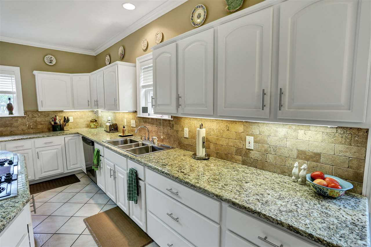587 Shiloh Road Brandon, MS 39042 - Photo 17 of 47 Photo 18