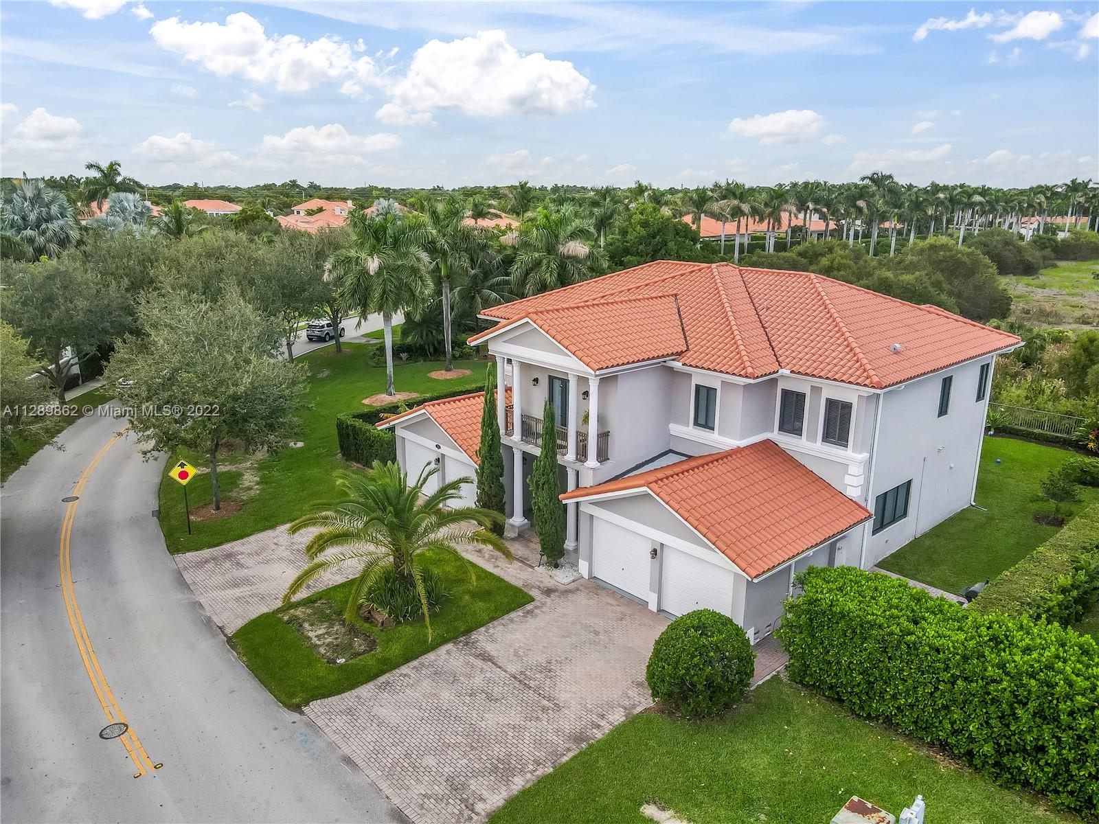 7783 Southwest 188th Street Cutler Bay, FL 33157 - Photo 3 of 70