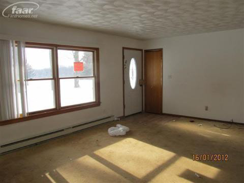 7944 West Lange Road Fowlerville, MI 48836 - Photo 3 of 5 20166598-2.JPG