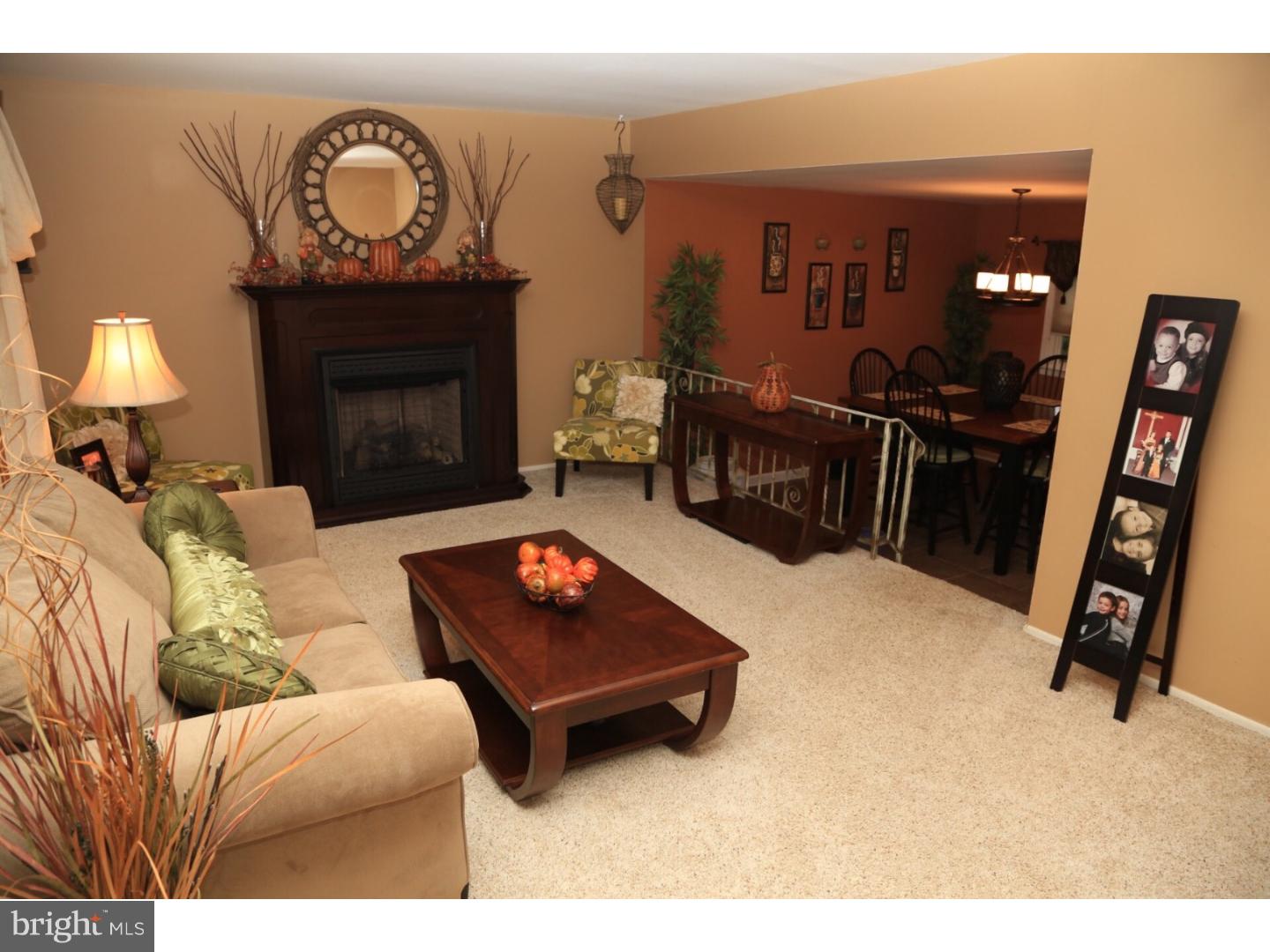 117 Hempstead Road Hamilton, NJ 08610 - Photo 6 of 21 Living Room