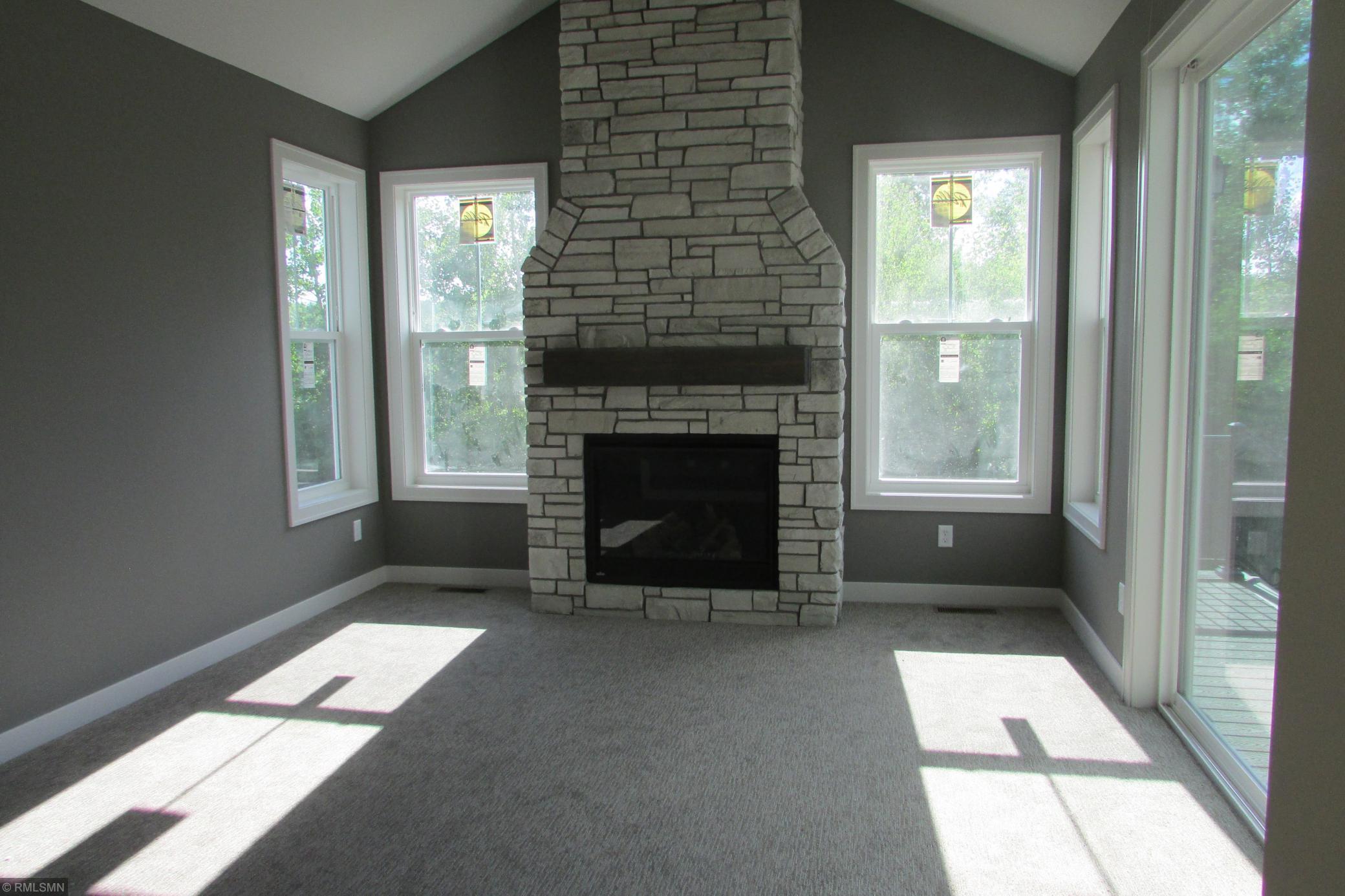 83 Rapp Farm Place North Oaks, MN 55127 - Photo 6 of 83 Gallery Image 6