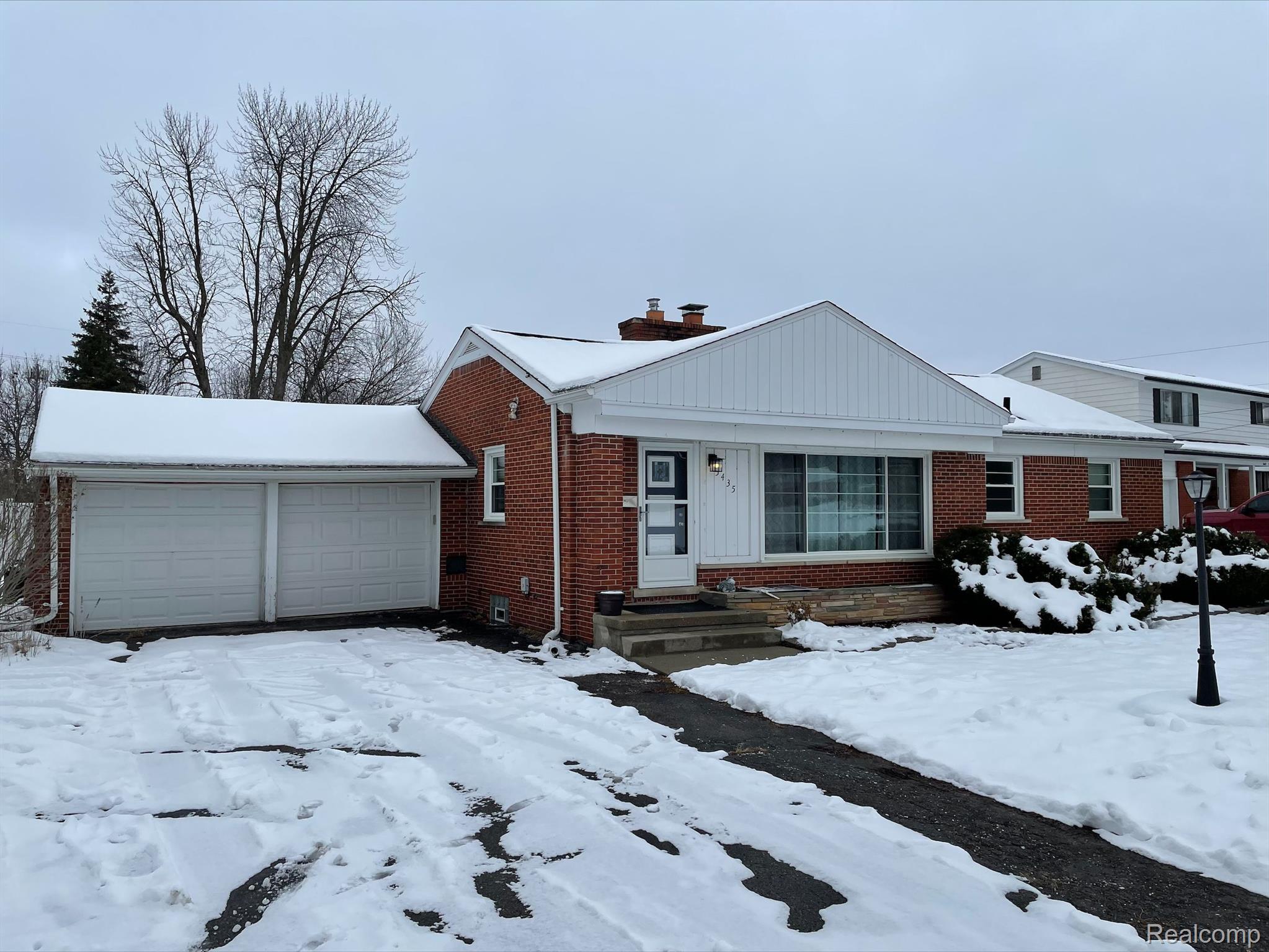 5435 Chicago Road Warren, MI 48092 - Photo 2 of 28 Gallery Image 2
