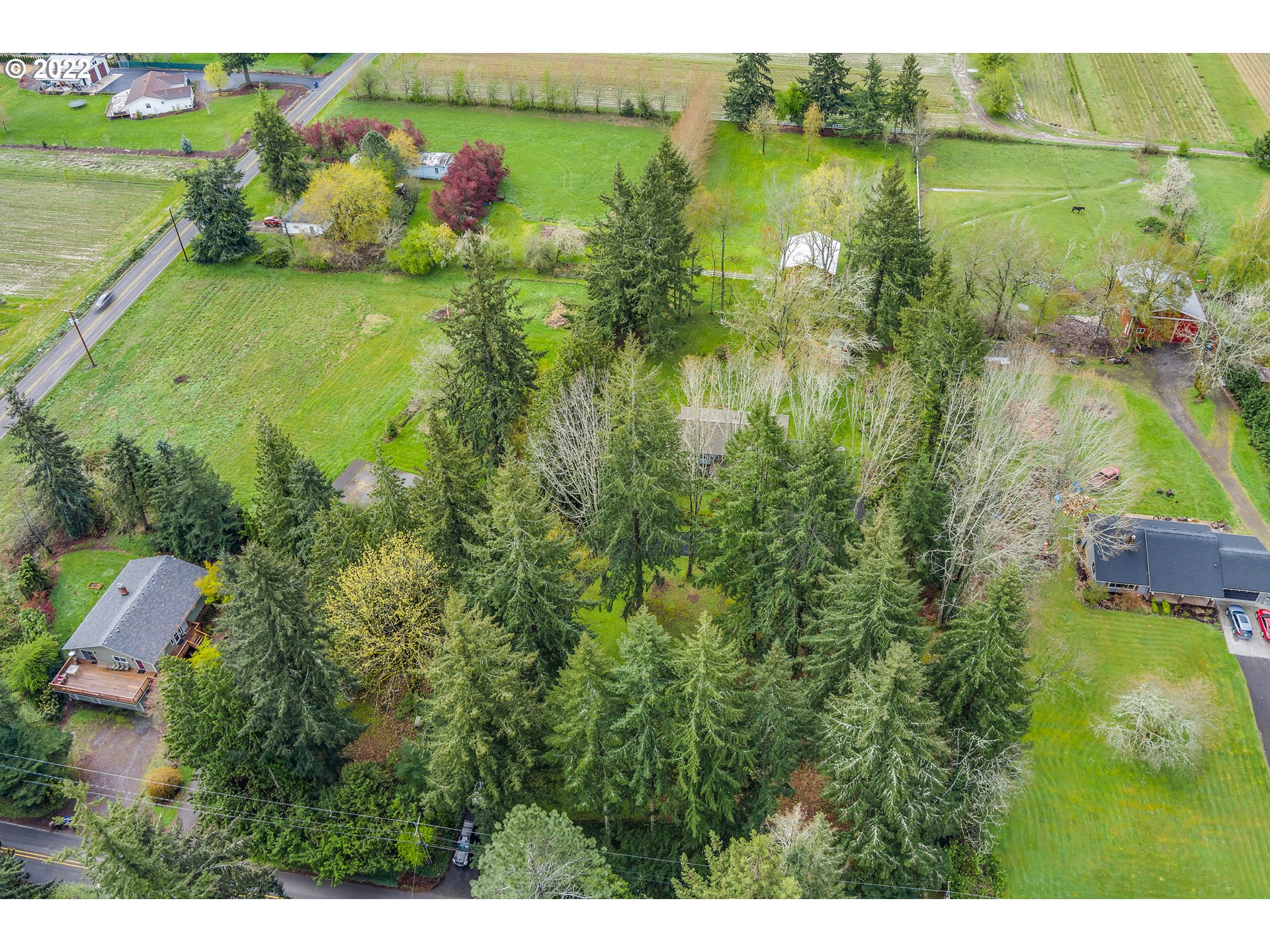 30026 Southeast Chase Road Gresham, OR 97080 - Photo 30 of 32 a view of an outdoor space and a lake view
