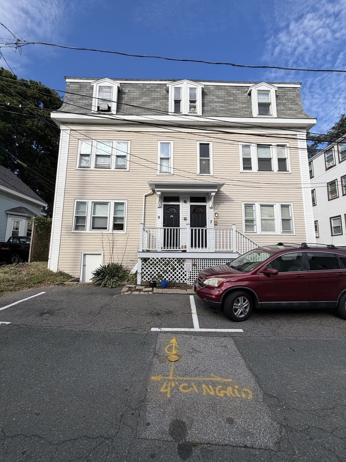 7 Phillips Street, Unit 3 Beverly, MA 01915 - Photo 1 of 5 Gallery Image 1