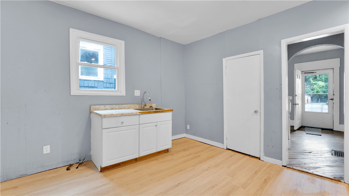 17 Peck Street Rochester, NY 14609 - Photo 27 of 30 Gallery Image 27