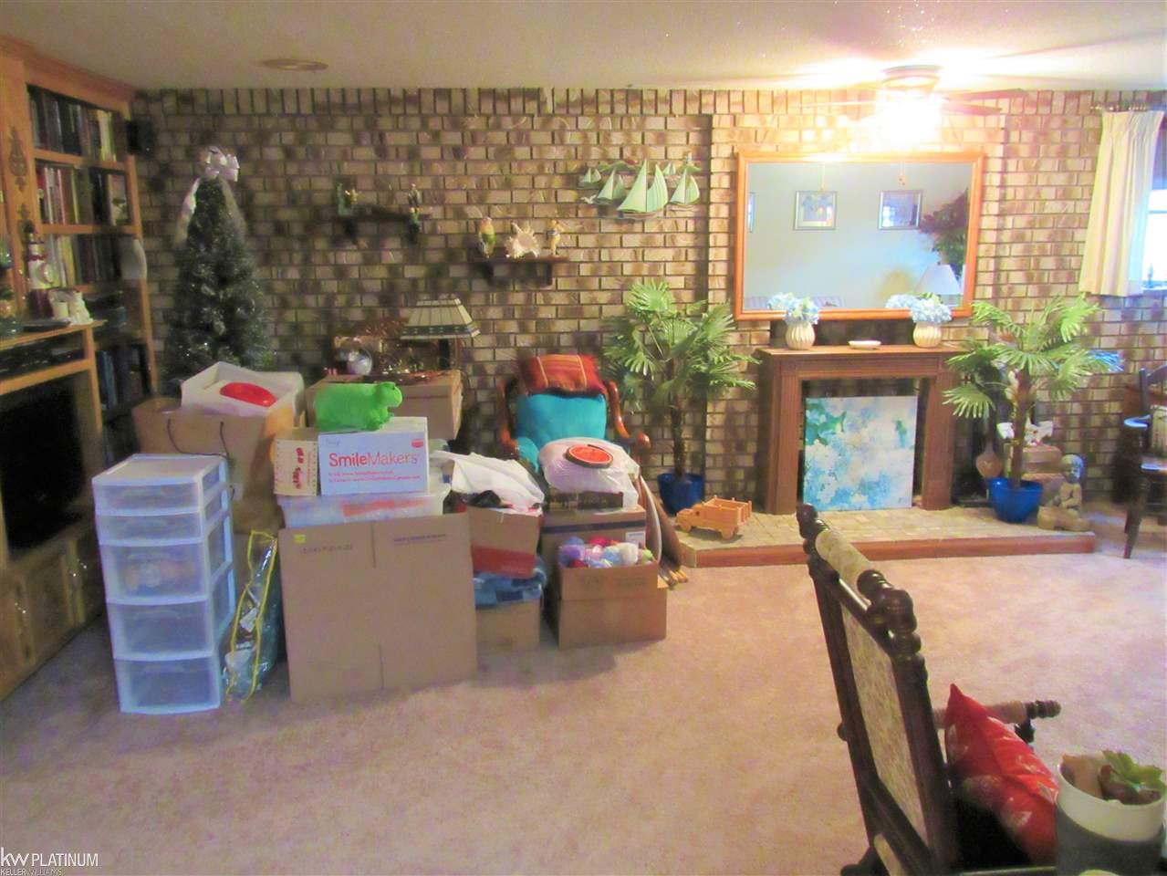 3675 Black River Road Croswell, MI 48422 - Photo 29 of 40 31379864-28.JPG