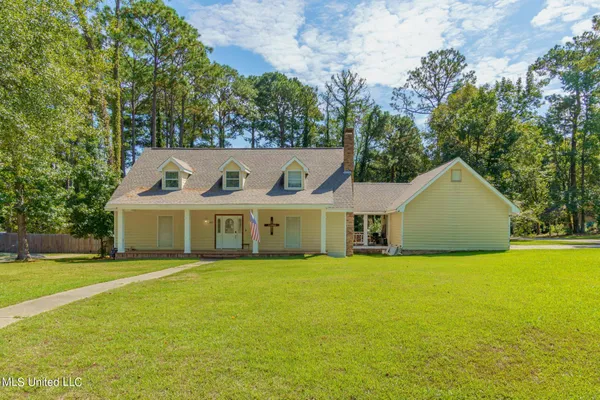 $265,000 | 101 Pinewood Drive, Hattiesburg, MS 39402